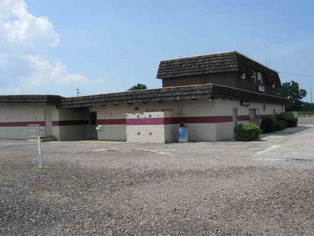 Aut-O-Rama Twin Drive In - 2000S Photos (newer photo)